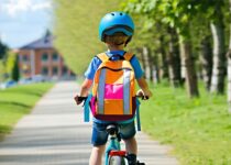 are cycling backpacks safe for kids or teens on school rides? || Backpackbin.com