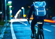 best reflective commuter backpacks for riding at night || Backpackbin.com
